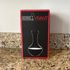 Riedel Vivant Balloon Decanter
